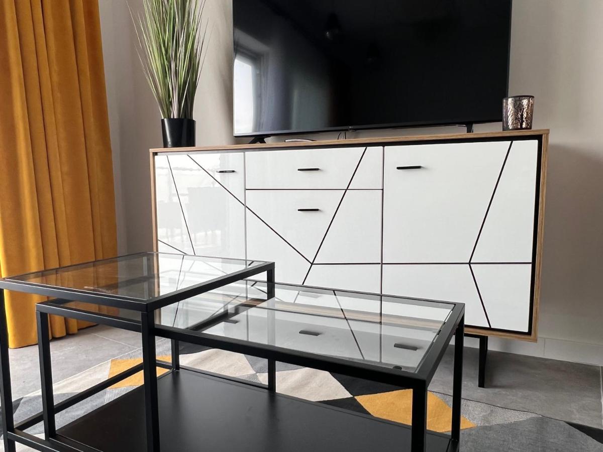Apartament Premium Ze Zlota Wanna W Sypialni Widok Na Morze Dyskretny Taras Z Lozkiem - Baltyckie Sarbinowo 18 Dış mekan fotoğraf