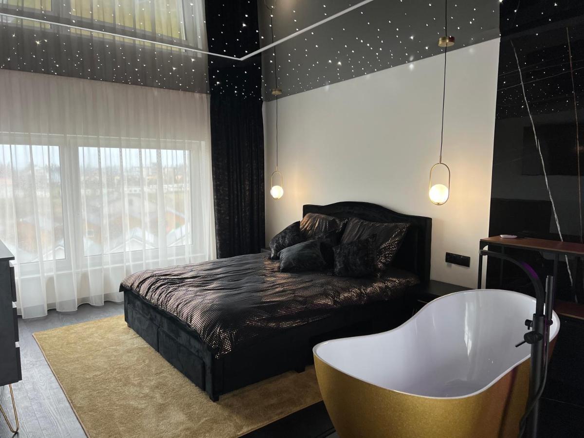Apartament Premium Ze Zlota Wanna W Sypialni Widok Na Morze Dyskretny Taras Z Lozkiem - Baltyckie Sarbinowo 18 Dış mekan fotoğraf