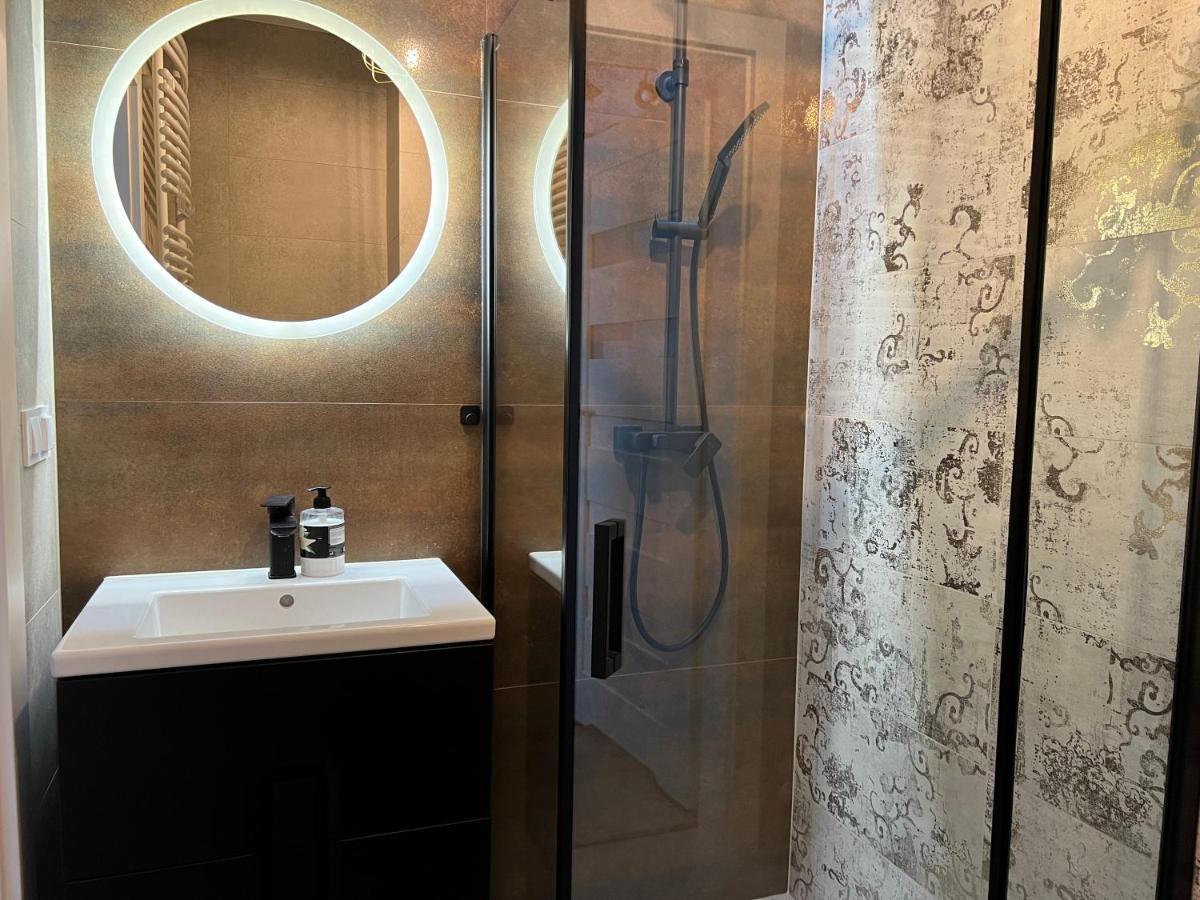 Apartament Premium Ze Zlota Wanna W Sypialni Widok Na Morze Dyskretny Taras Z Lozkiem - Baltyckie Sarbinowo 18 Dış mekan fotoğraf